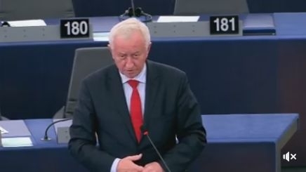 Liberadzki: Śmiem twierdzić, że to Ryanair odwraca się od pasażerów