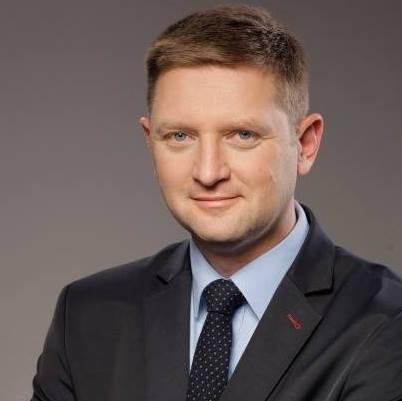 Rozenek: Nazywanie całej tej ustawy dezubekizacyjną, jest fałszowaniem jej treści